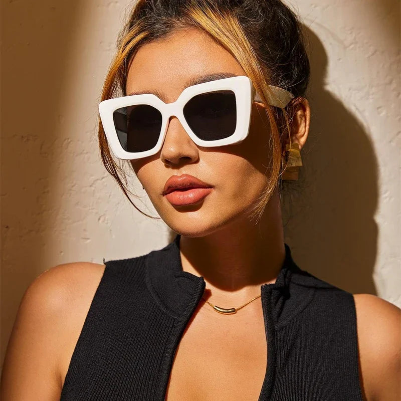 Chic Retro Oversized Sunglasses