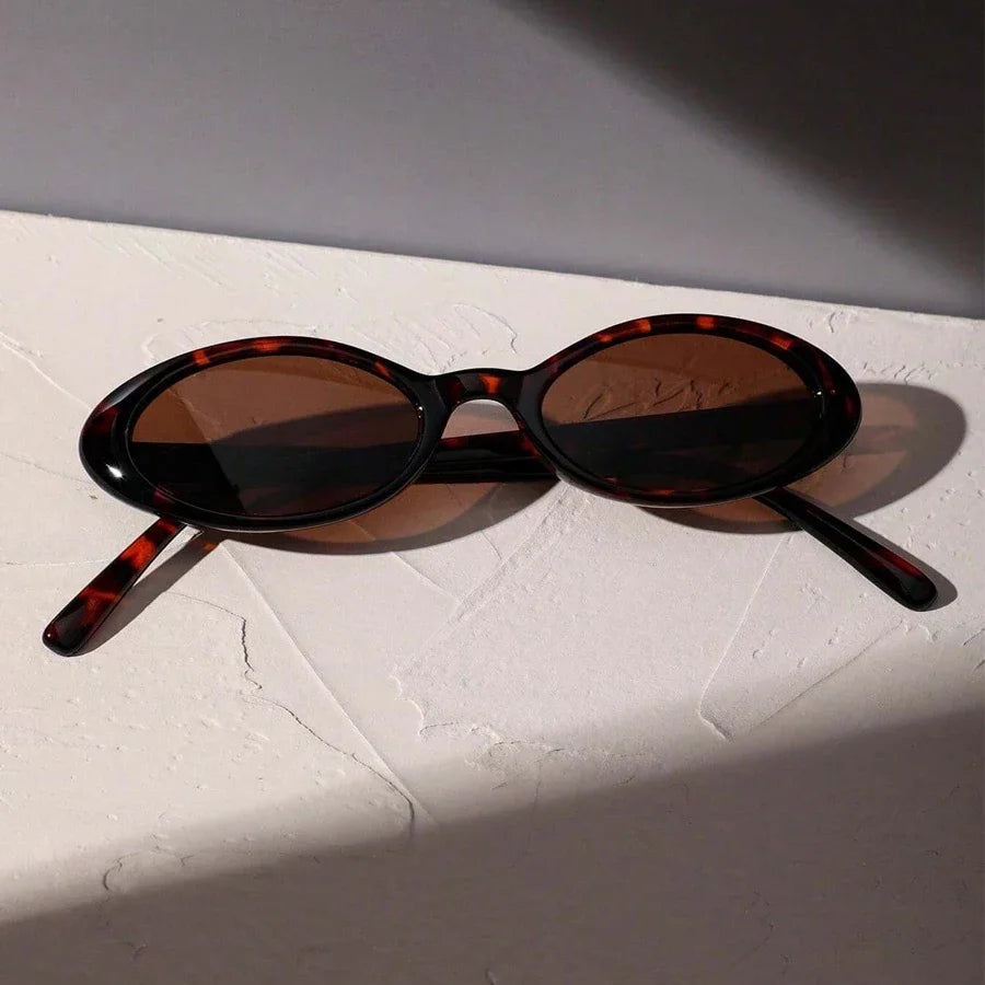 Chic Retro Leopard Sunglasses